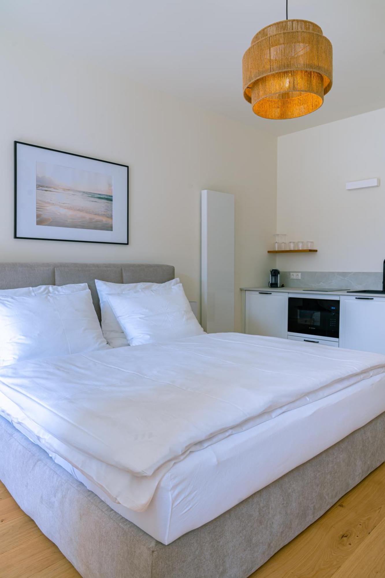 Kapitaenshaus Friedrich Franz - Premium Apartments 200 Meter Vom Strand Und Alten Strom Rostock Quarto foto